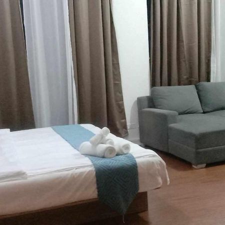 Accommodation Services 马卡蒂 外观 照片