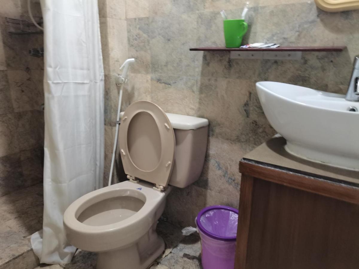 Accommodation Services 马卡蒂 外观 照片