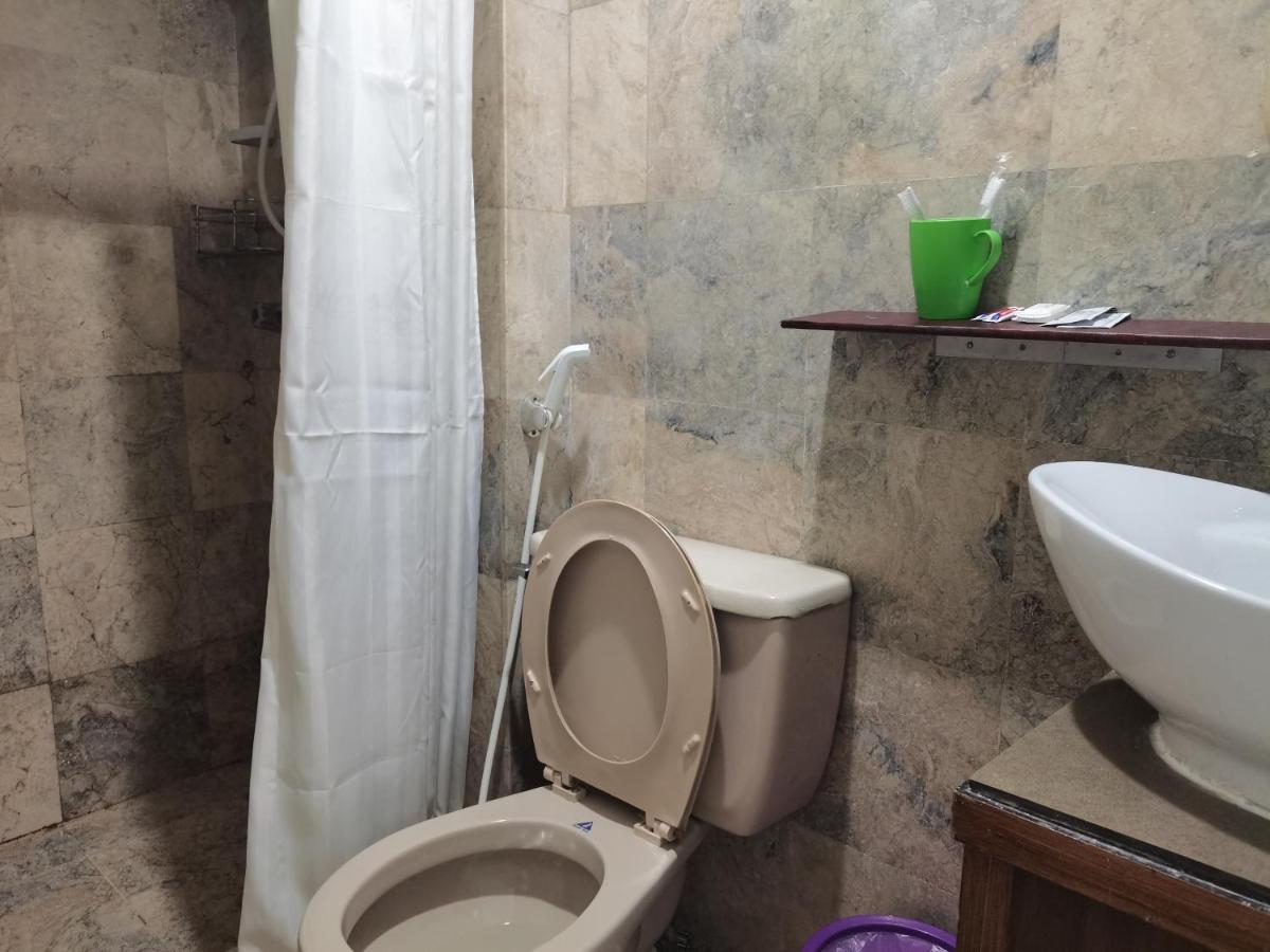 Accommodation Services 马卡蒂 外观 照片